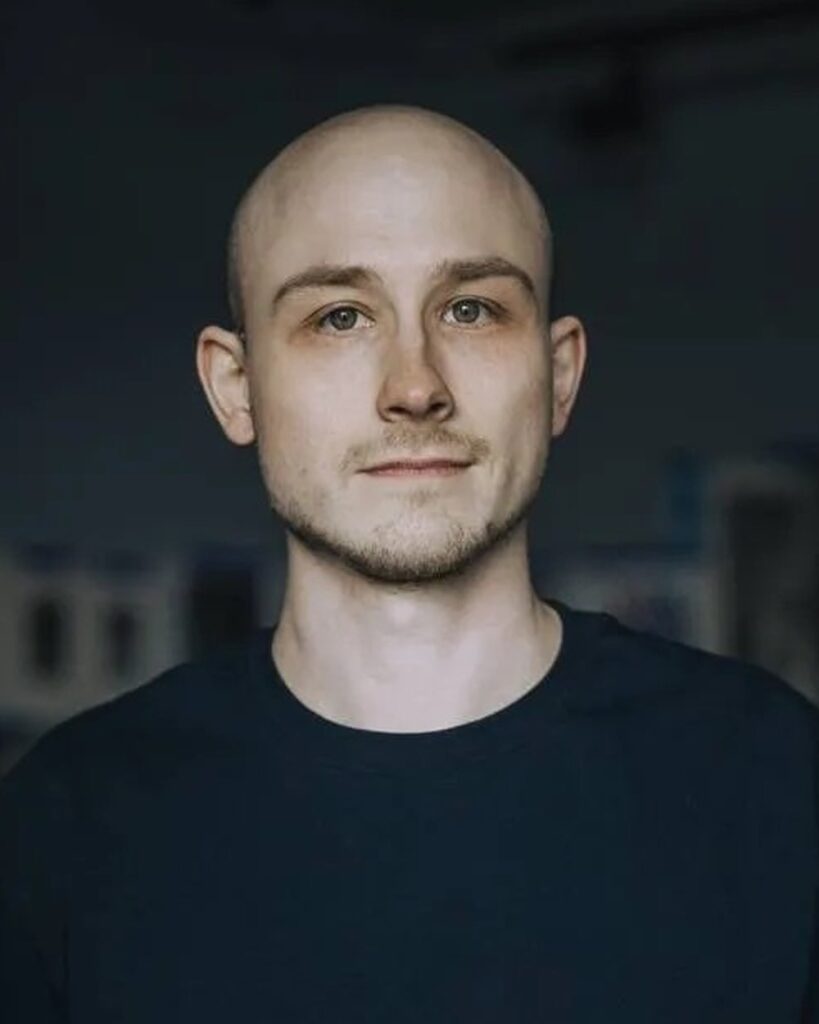 Александр Лаптев